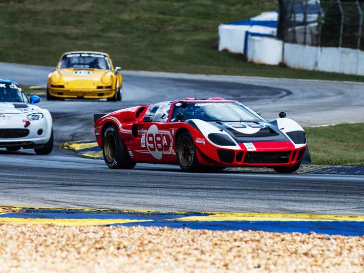 Weddle HV25-equipped Downforce Superformance Ford GT40.